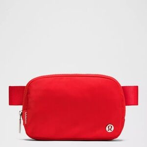 NEW Lululemon Everywhere Belt Bag 1L Trending TRUE RED